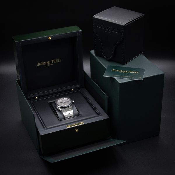 Audemars Piguet Royal Oak 15400ST.OO.1220ST.04